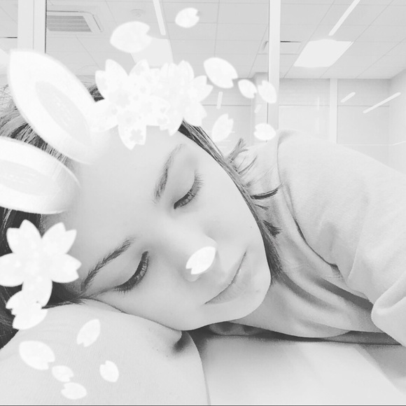 Meet your Posher, Josie - Picture 1 of 1